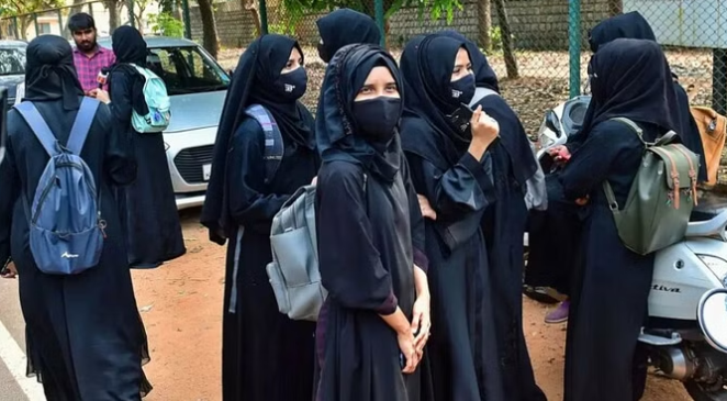 कर्नाटक शिक्षण संस्थानों में हिजाब पर लगे बैन को हटा सकती है कांग्रेस सरकार! मंत्री ने दिए संकेत