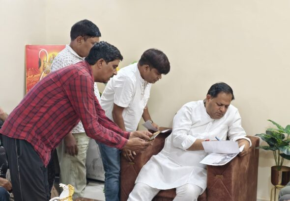 679895525_122216951720371540_2090492164379498219_n