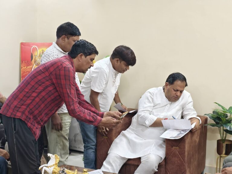 679895525_122216951720371540_2090492164379498219_n