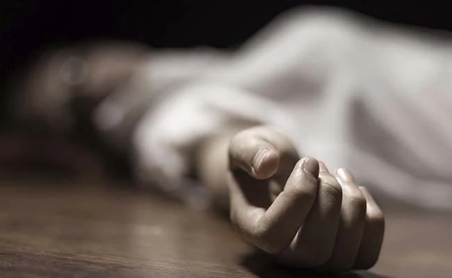 dead-woman-body-generic_650x400_41462441958
